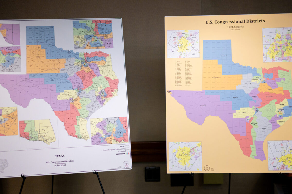 Supreme Court allows Texas GOP-favored map to stand before November elections