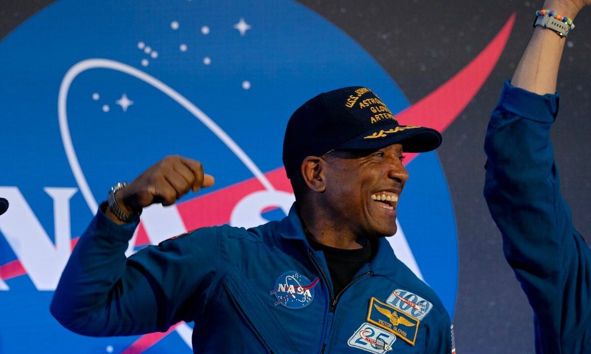 With Artemis II mission complete, Victor Glover proudly thanked his ‘cocoa-skinned’ wife and daughters for their support