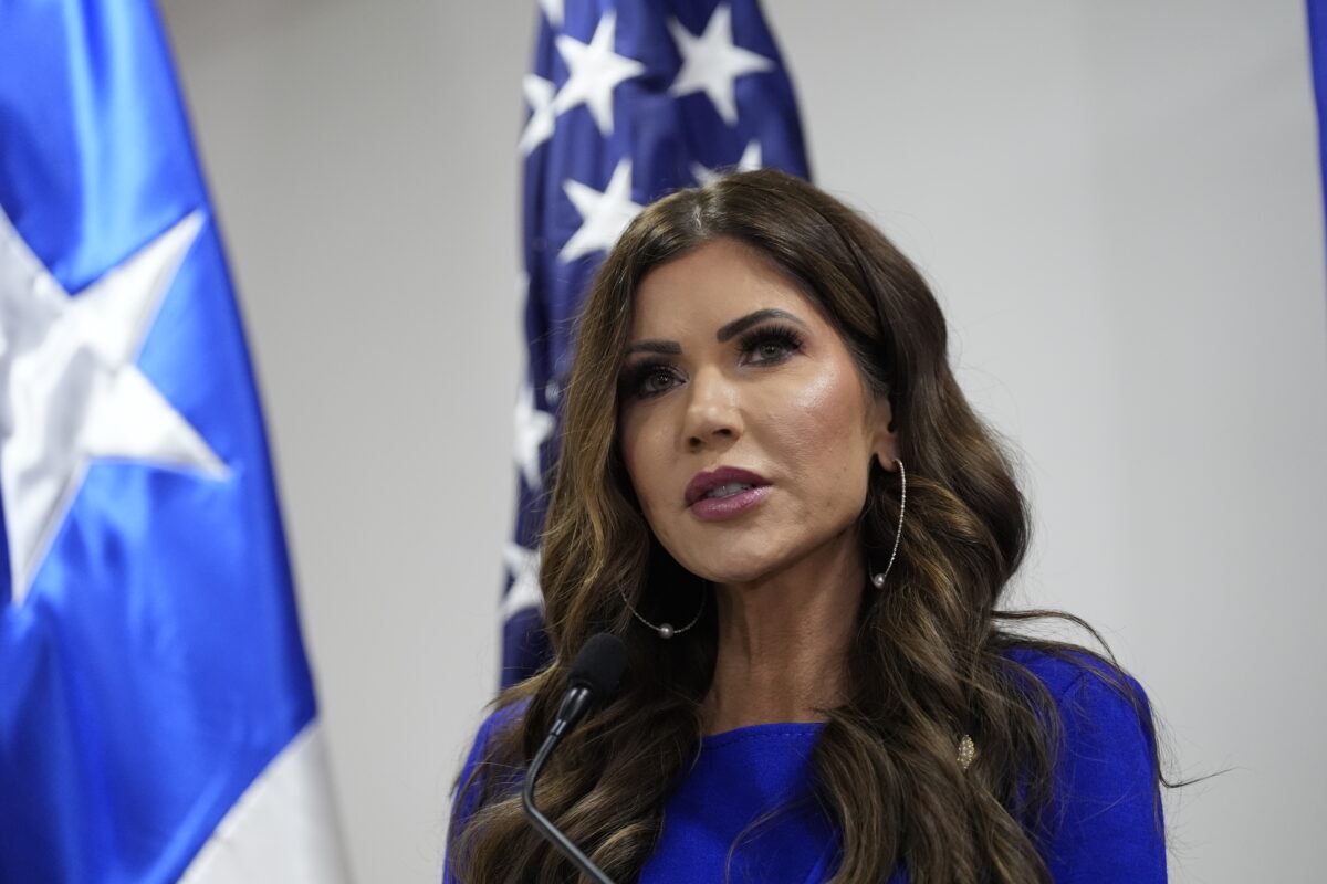 ‘Really Screwed That Up’: Kristi Noem Barely Shows Up for Cushy ‘Fake’ Role After Getting Axed, Staff Gets Sidelined As the Cover for Trump Backfires in Real Time