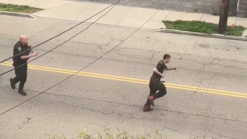 ‘Would Have Ended Differently’: Ohio Man Turns Police Stop Into Chase, Knocks Cop Down, and Still Escapes as Viewers Say His Privilege Spared Him