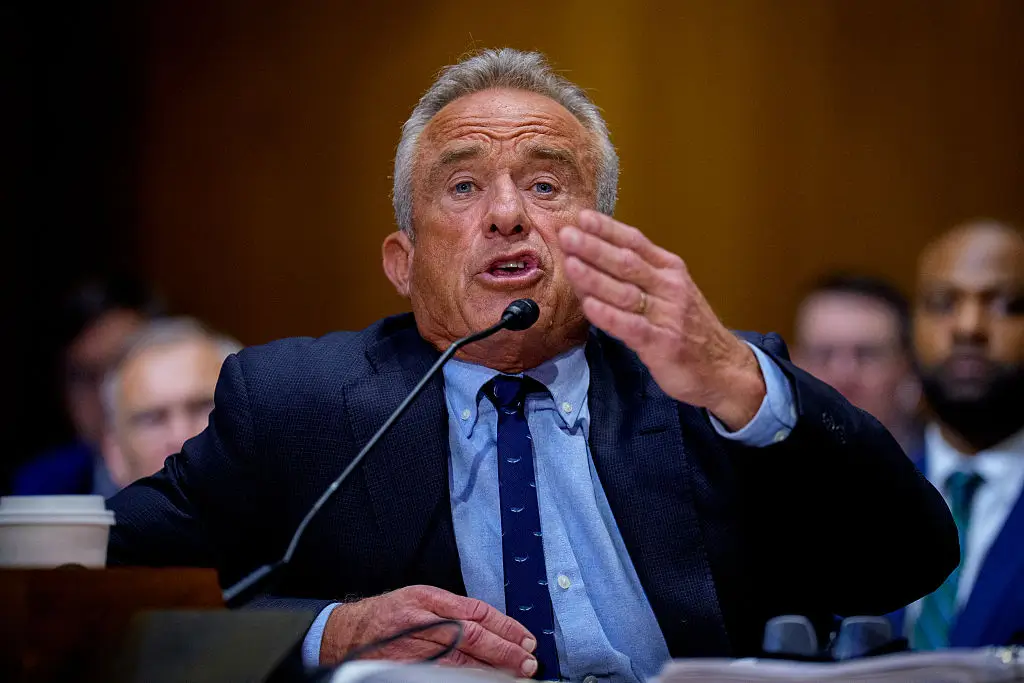 ‘OMG’: RFK Jr.’s Health Concerns Take Center Stage After Unsettling Senate Moment — Leaving White House Scrambling to Contain Fallout