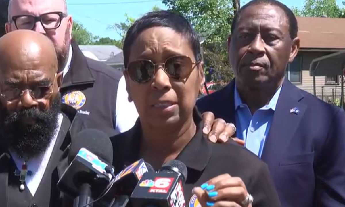 ‘I can’t be strong for you’: Councilwoman shares tearful moment of vulnerability after Louisiana father kills 8 children