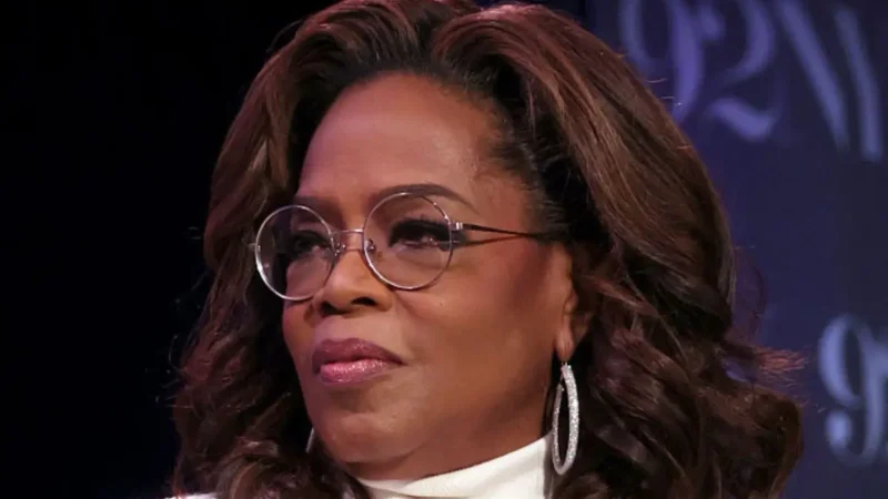 ‘Get Out of the Chair’: Oprah Winfrey’s Oscars Night Took a Painful Turn That Left a Scar She Still Carries