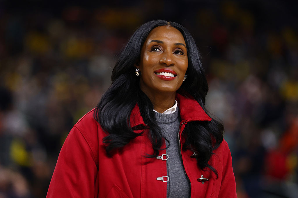 The Only Woman In The Plaza: Lisa Leslie’s Statue At Crypto.com Arena Is Long Overdue