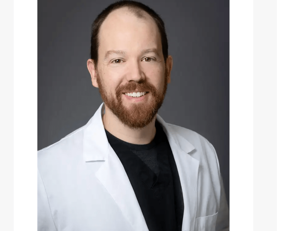 White Doctor Sues Black Medical Directory Because White People Can’t Stop Minding Black People’s Business