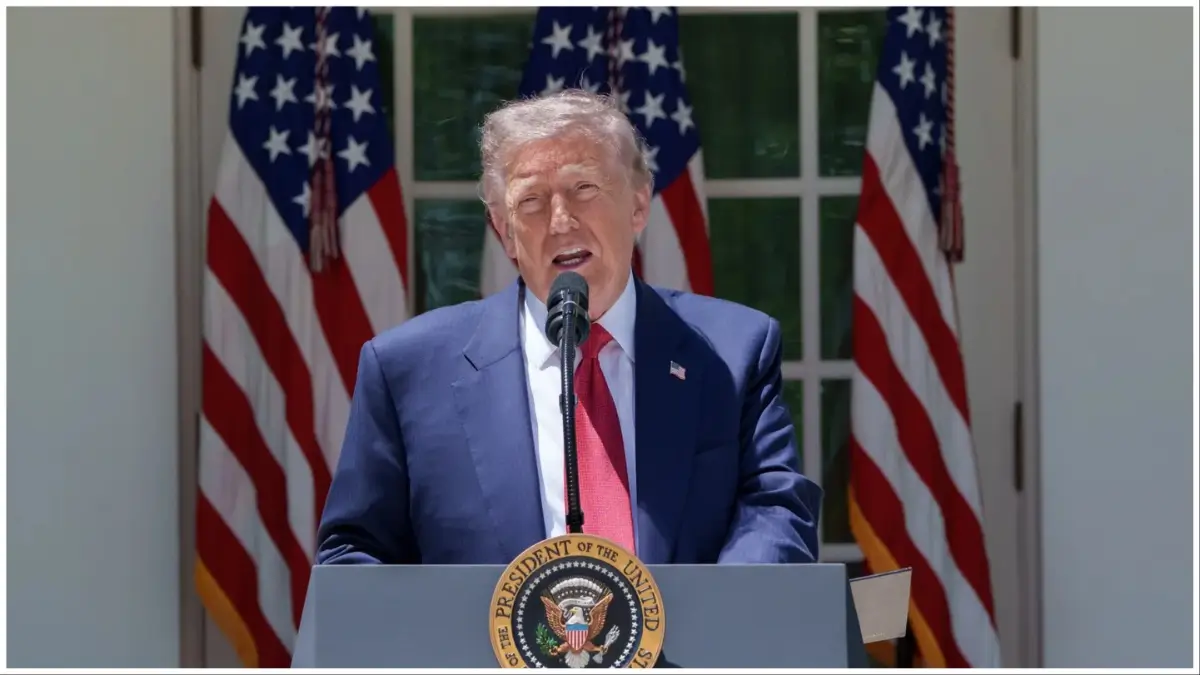 ‘Is He Afraid?’: Donald Trump Looks Around in Panic and Suddenly Ducks Mid-Speech After A Strange Distraction Throws Him Off