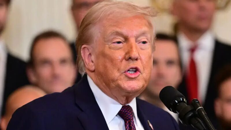 ‘Oh My God’: Trump Zones Out While Standing Up, Then a Woman Says His Name and His Jarring Comeback Has Viewers Freaking Out