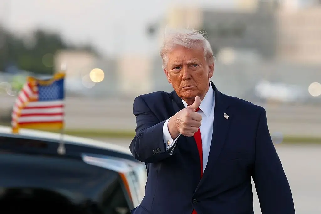 Trump’s Fourth Trip to Walter Reed in 15 Months Just Triggered a Wave of Alarm — Then a Photo Surfaced That the White House Can’t Delete Fast Enough