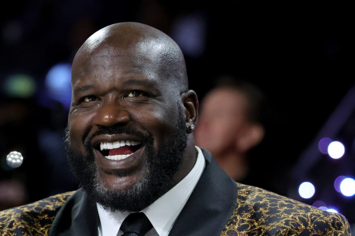 Shaquille O’Neal graduates from LSU with master’s degree