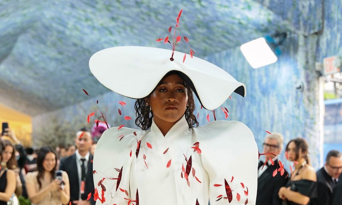 Naomi Osaka lives up to the ‘Costume Art’ theme at this year’s Met Gala with a Robert Wun homage to transformation