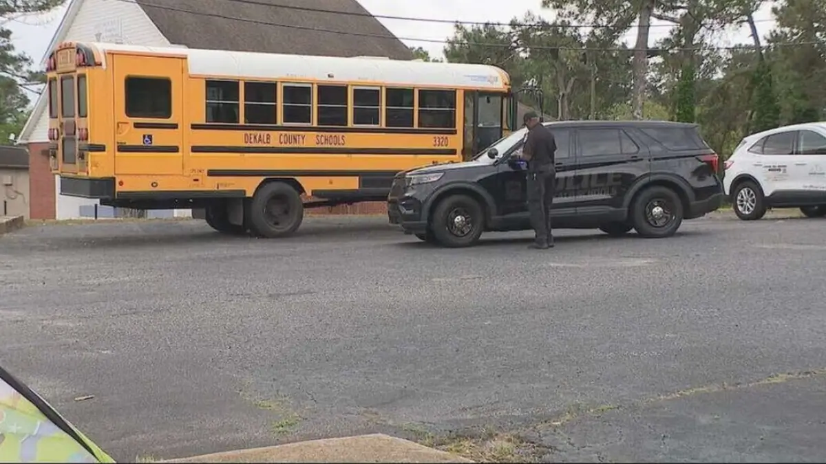 ‘Real-Life Movie Villain’: Facebook Erupts Into Absolute Chaos Over Georgia Man’s Wild Mug Shot After He Allegedly Crashes Into School Bus and Turns Him Into an Instant Internet Legend