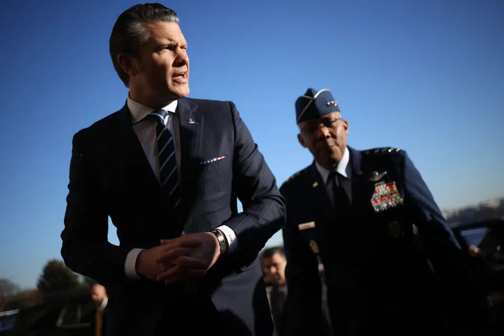 ‘Yikes’: Hegseth’s Pentagon Speech Sparks a Frenzy After Violent Winds Expose the One Strange Detail Viewers Say He Never Meant for Anyone to Notice