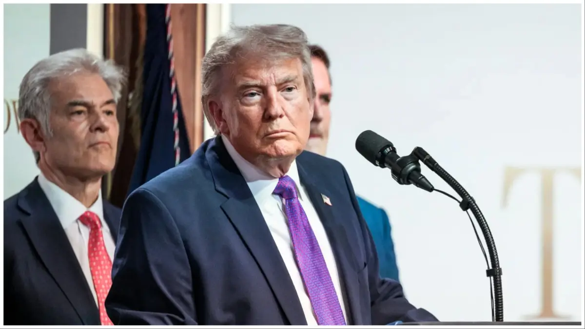 ‘It’s Not Normal’: Trump Sparks Health Panic After Cameras Catch His Face Drooping and Body Shaking During Bizarre White House Event 