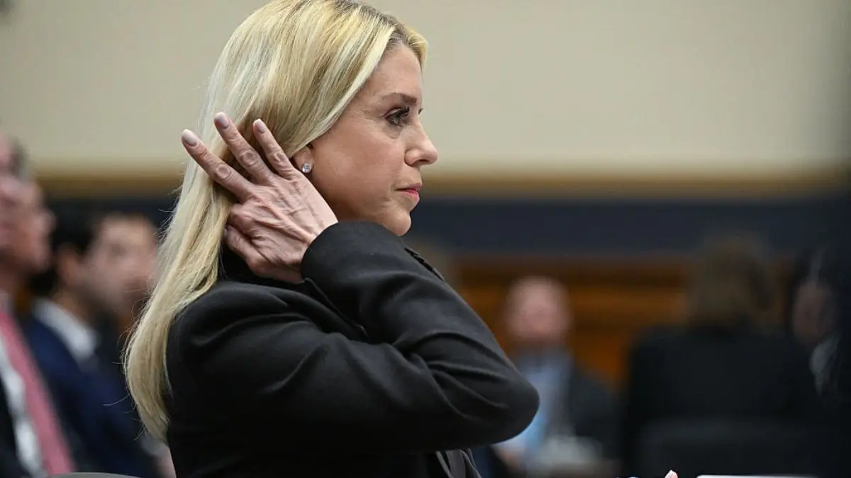 ‘That’s the End’: Pam Bondi Spent Years Doing Trump’s Dirty Work — Now the Lawyers Coming for Her Throat Aren’t Stopping Until They Get the One Thing She Thought Was Untouchable