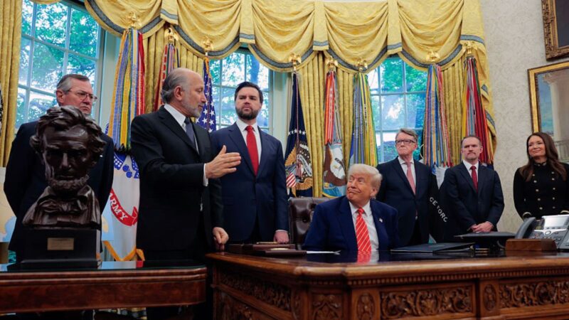 ‘He’s Covering Up’: Trump Official Who Was Epstein’s Neighbor Sweats, Mumbles Through Questions About Ties to Scandal. Now, He Could be on the Chopping Block