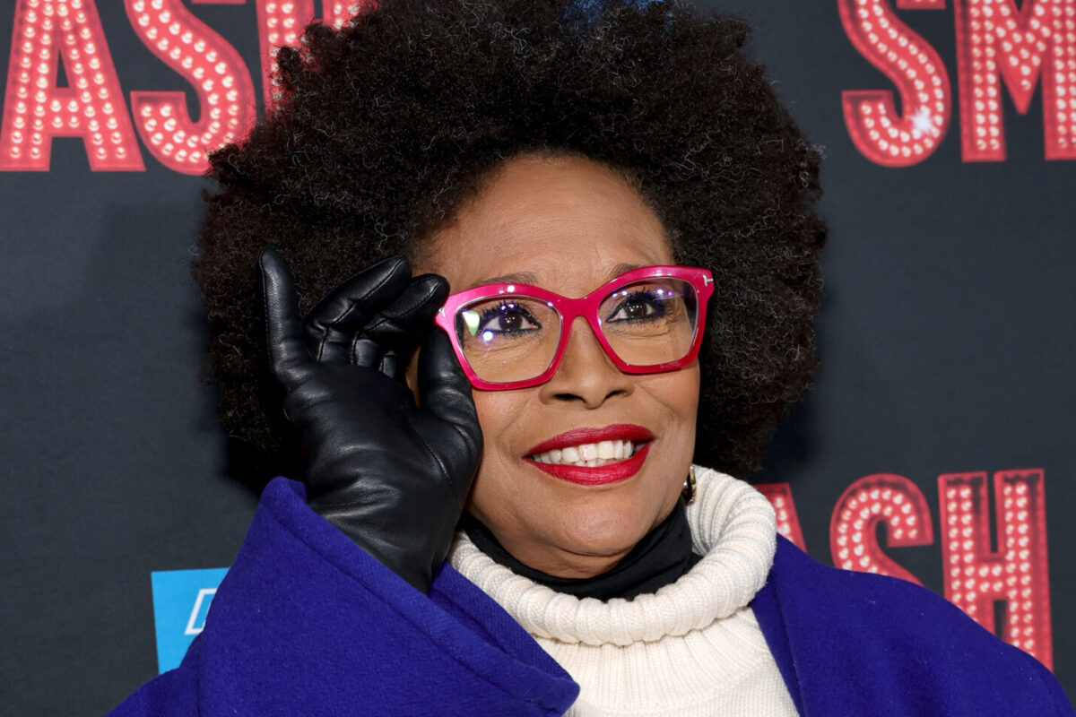 ‘I had known 200 people that died’: Jennifer Lewis says the AIDS epidemic pushed her to confront her mental health