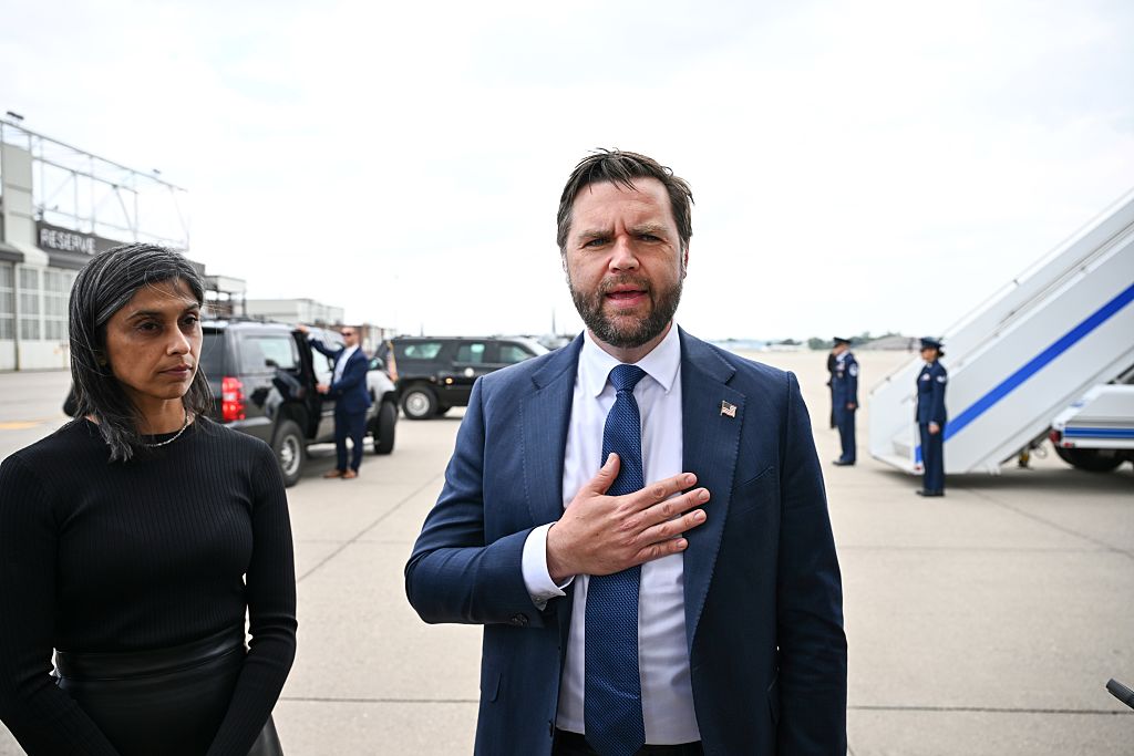 ‘Weird’: JD Vance Drops Bombshell About Having a Fourth Child — But Somehow Charlie Kirk Ending Up in the Middle Has the Internet Scratching Its Head