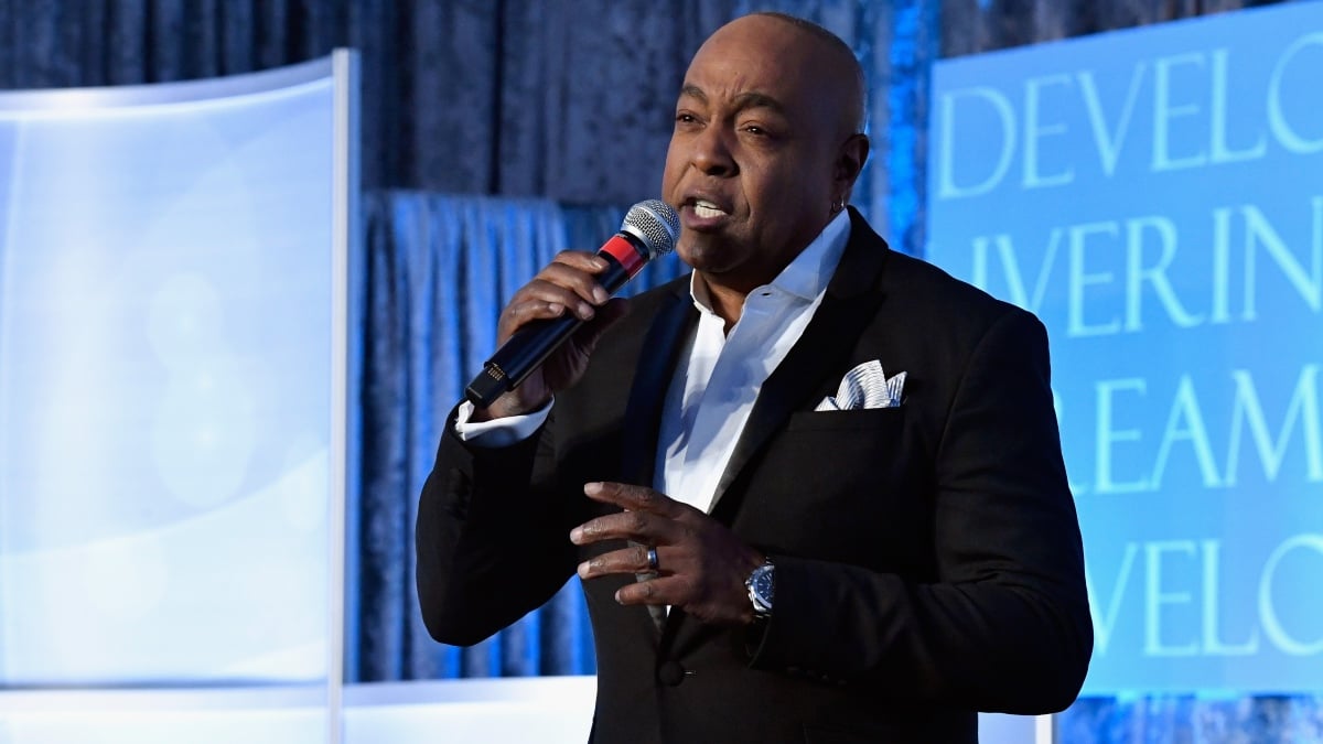 Peabo Bryson’s family announces private celebration of life