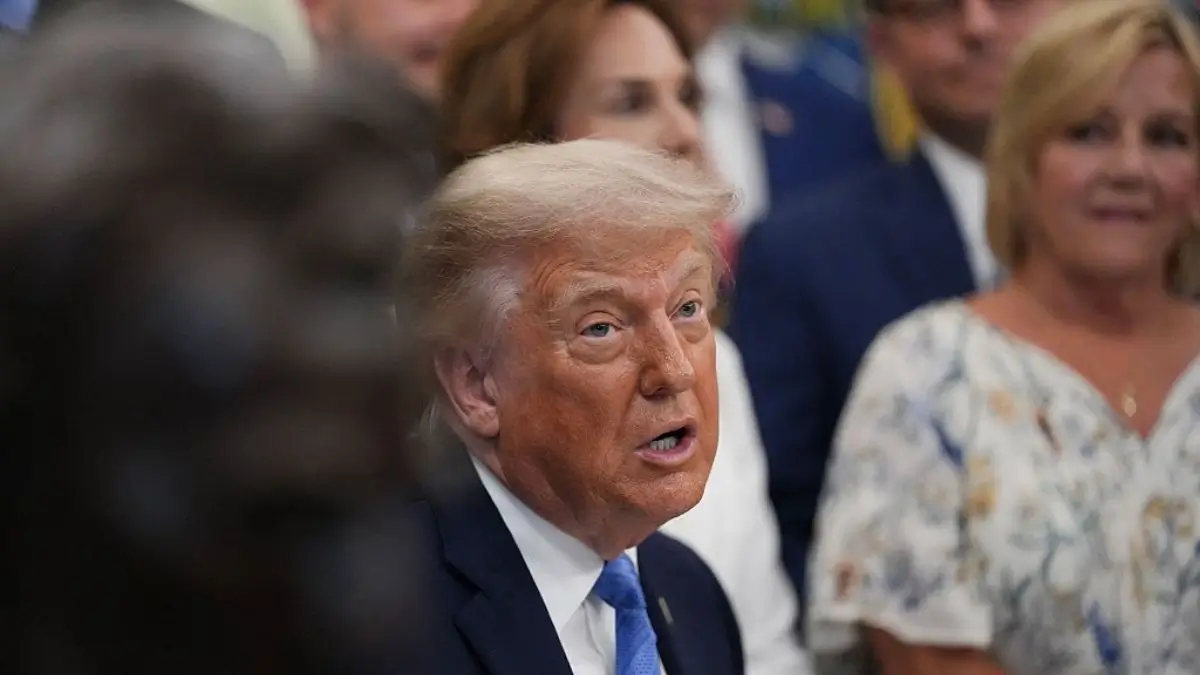 ‘It’s Ripping!’: Trump Stays Seated During Major Announcement — Then Eagle-Eyed Critics Zoom In on the One Thing He Was Really Trying to Hide