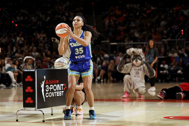 Azzi Fudd makes WNBA history as first rookie to win 3-point contest
