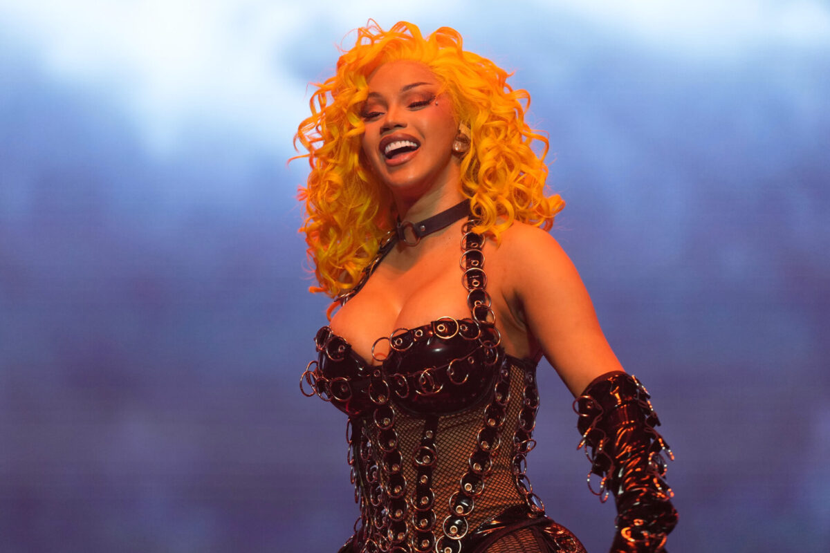 Cardi B shuts down surgery rumors: ‘I’m very honest about my surgery’