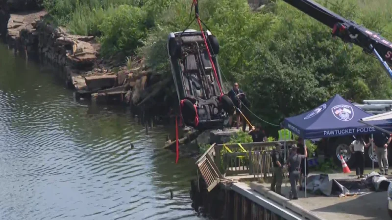 ‘They Were Good People’: Three Generations of Women Killed After Car Crashes Into Rhode Island River During Driving Lesson