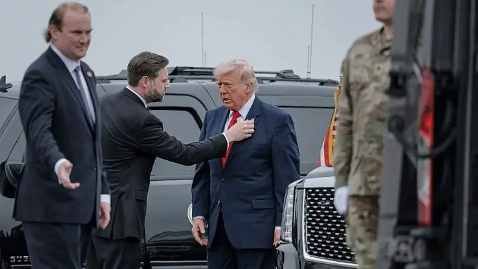 ‘He Looks Pissed’: Trump’s Dignified Transfer Appearance Has Fans Looking Past Him — and Straight at the Aide Blamed for Leaving One Familiar Item Behind