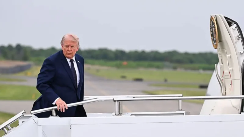‘Is That a Back-Up?’: Trump’s Flight Sparks Conspiracy Frenzy After Fans Spot a ‘Look-Alike’ On Board Seemingly Dodging the Camera 