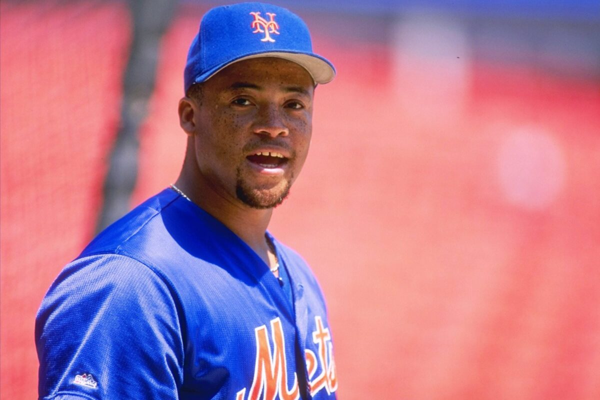 Former Mets player Butch Huskey, one of the last to wear Jackie Robinson’s No. 42, dies at 54