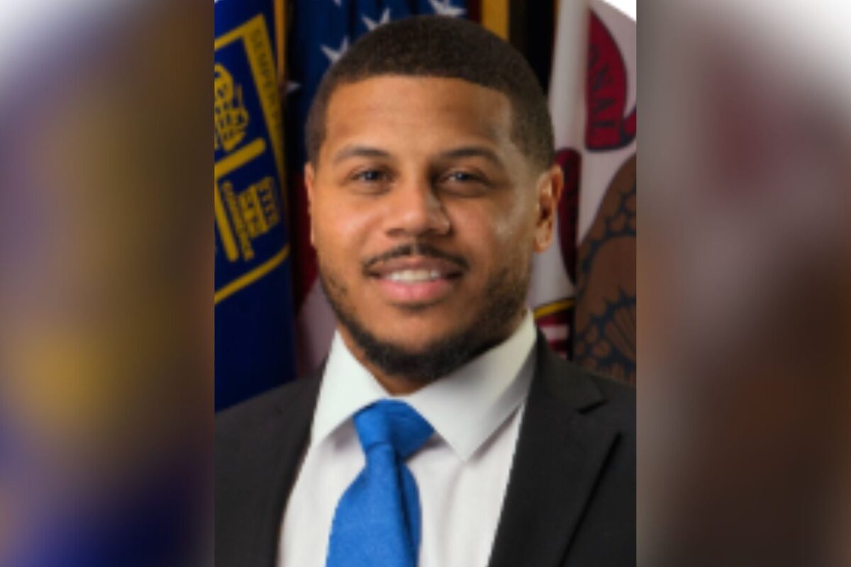 Illinois mayor, DJ grazed by bullets during deadly restaurant shooting