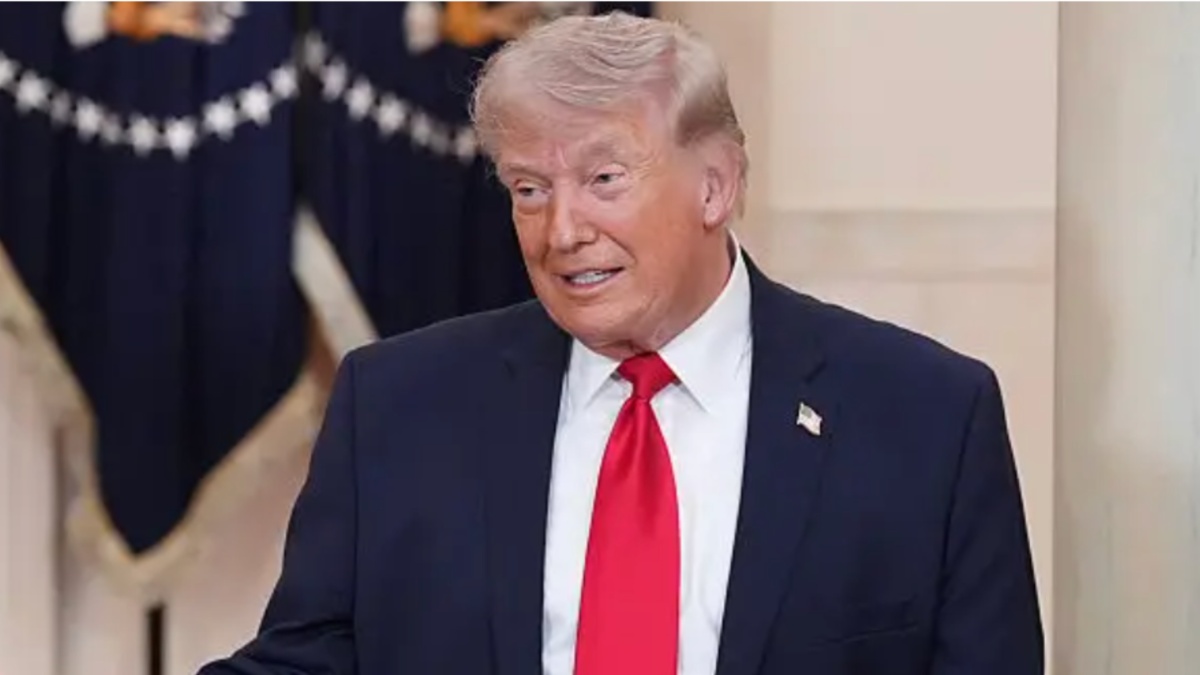 ‘People Will Go to Jail for This!’: Trump’s ‘In-Your-Face Corruption’ Move Has Lawmakers Seeing Red, Sparking Demands for the Feds to Step In
