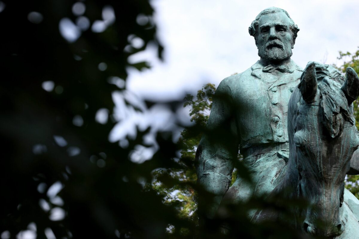 Judge rules Virginia school board discriminated against Black students by restoring Confederate names