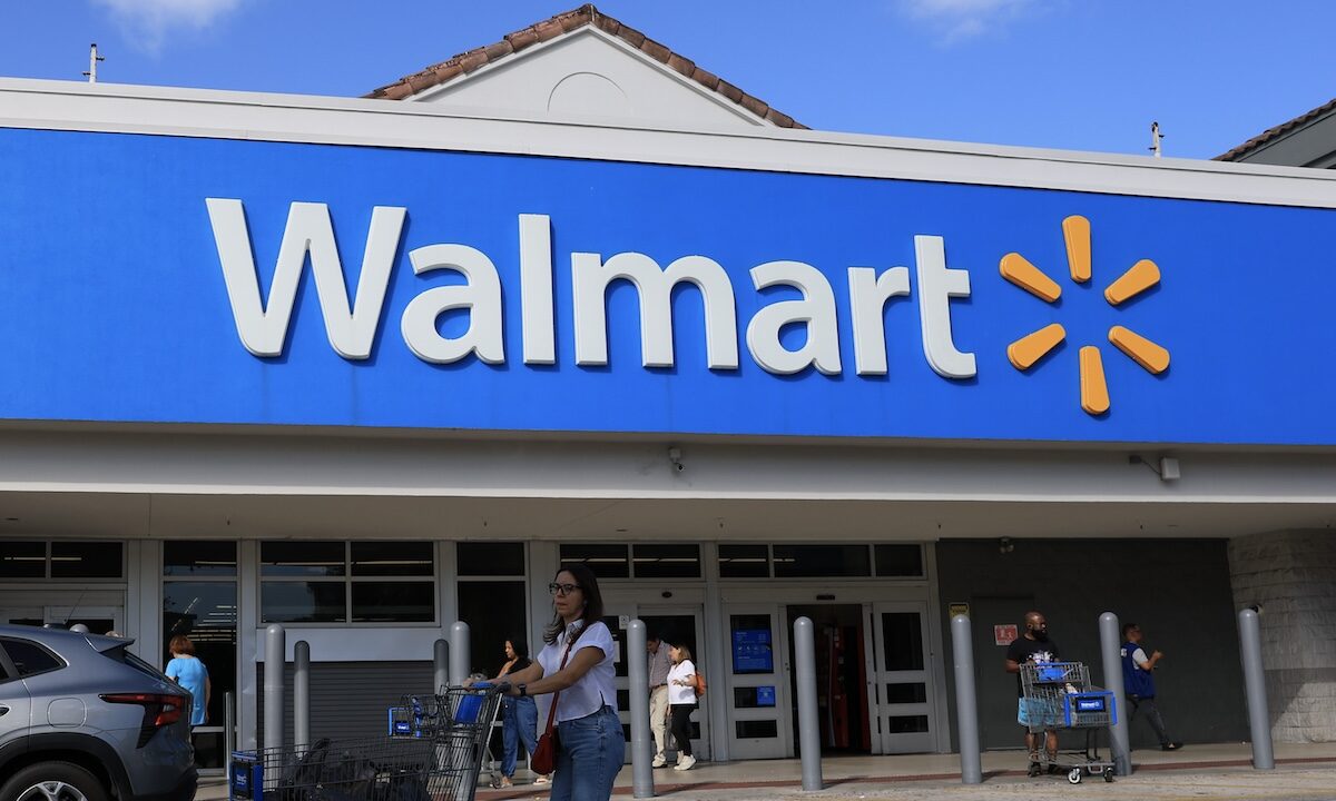 TikTok star Damon Darling urges fans not to boycott Walmart after lifetime ban: ‘I love Walmart still’