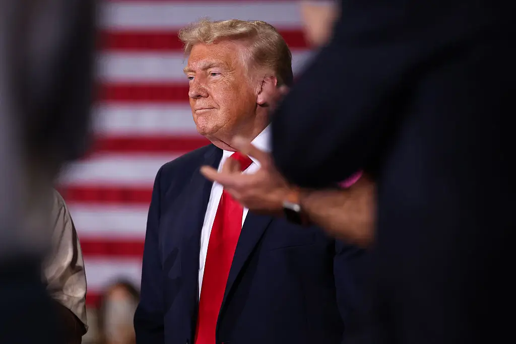 ‘If Trump Sees This’: Trump’s New Look Goes Viral as One Snapshot from Behind Has Viewers Noticing He Missed a Spot