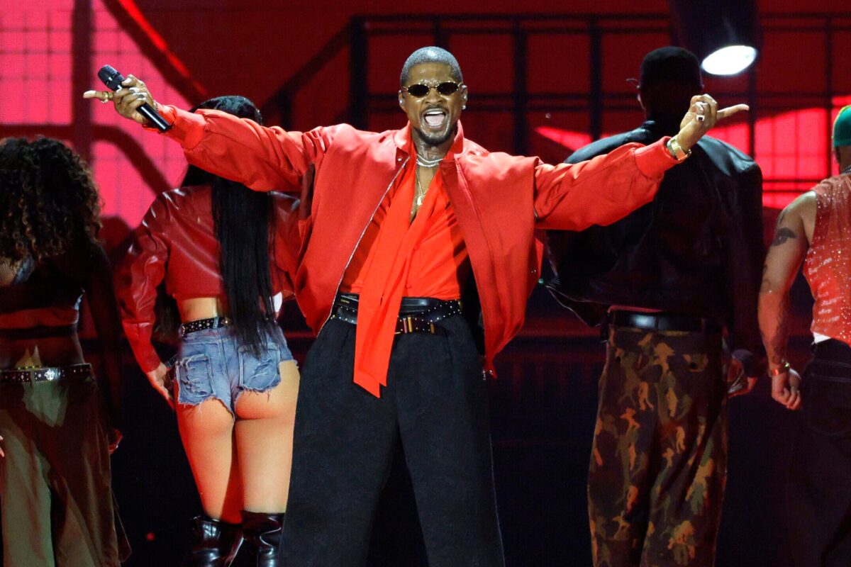 Usher laughs off ‘clone’ speculation after tour footage goes viral