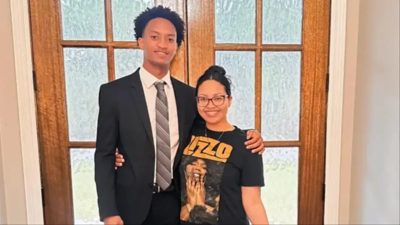 Nolan Wells Investigation Erupts as Mother Goes After Records Tied to Viral Boat Call and Revealing Text Messages Surface