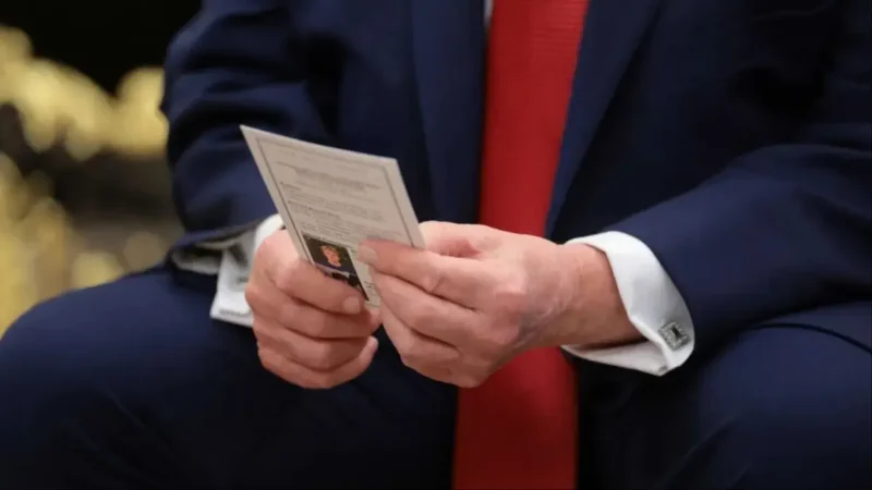 ‘Completely Paranoid’: Trump’s Best-Kept Secret Exposed When Cameras Catch the One Thing He Wants to Hide and the Fine Print Is Hard to Explain Away