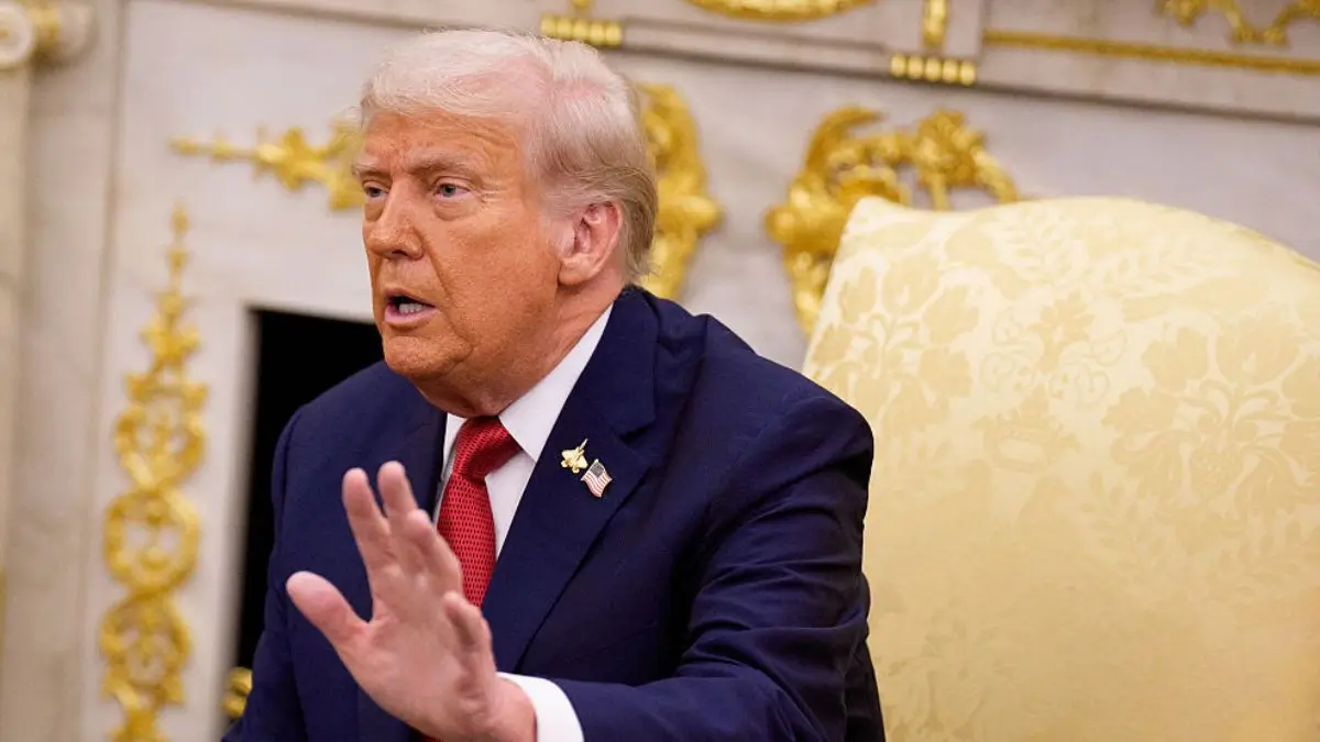 ‘Oh Wow … He Has No Idea’: Trump Struggles to Explain Himself, Replacing Simple Words with Bizarre Phrases That Leave Viewers Confused