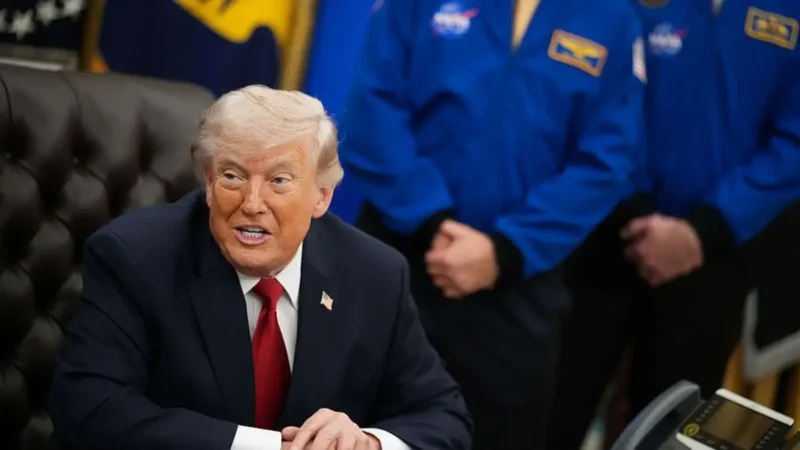 ‘Holding On for Dear Life’: Trump Arrives Over 30 Minutes Late to Honor Astronauts, Then Unleashes a Harsh Rant as People Behind Him Stand Stone-Faced