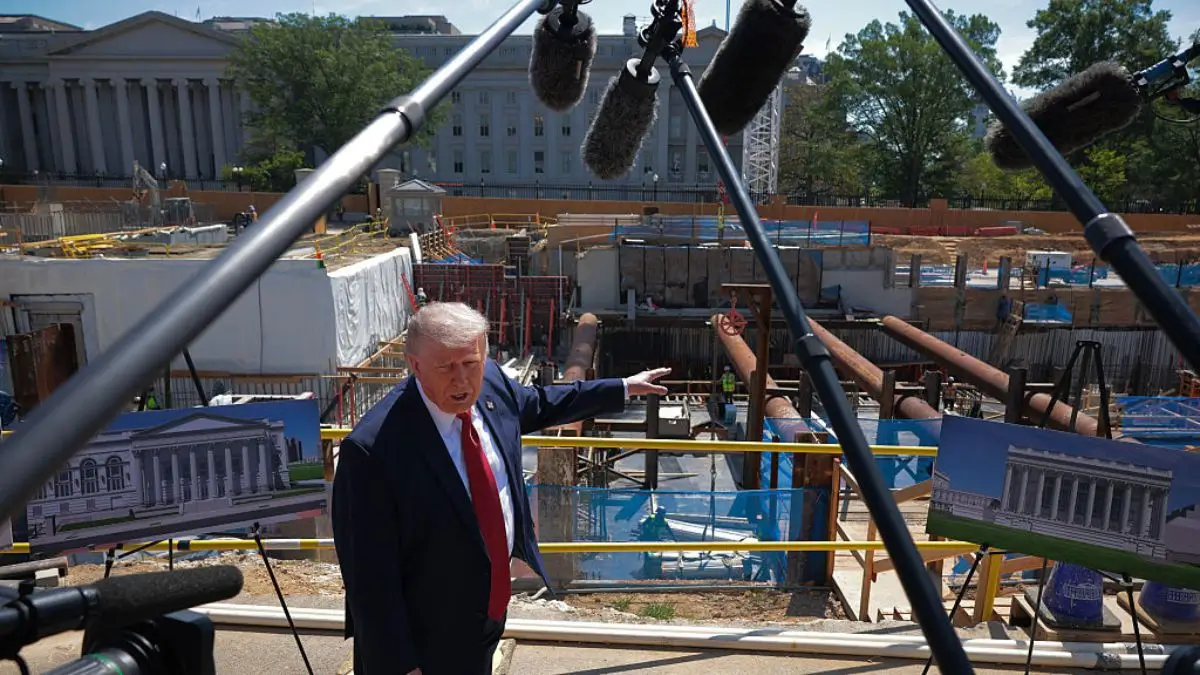 ‘Out-of-Control Madman’: Trump’s Ballroom Excuse Blows Up as Hidden Obama-Era Fortress Comes Back to Haunt Him While He Races to Finish the Job