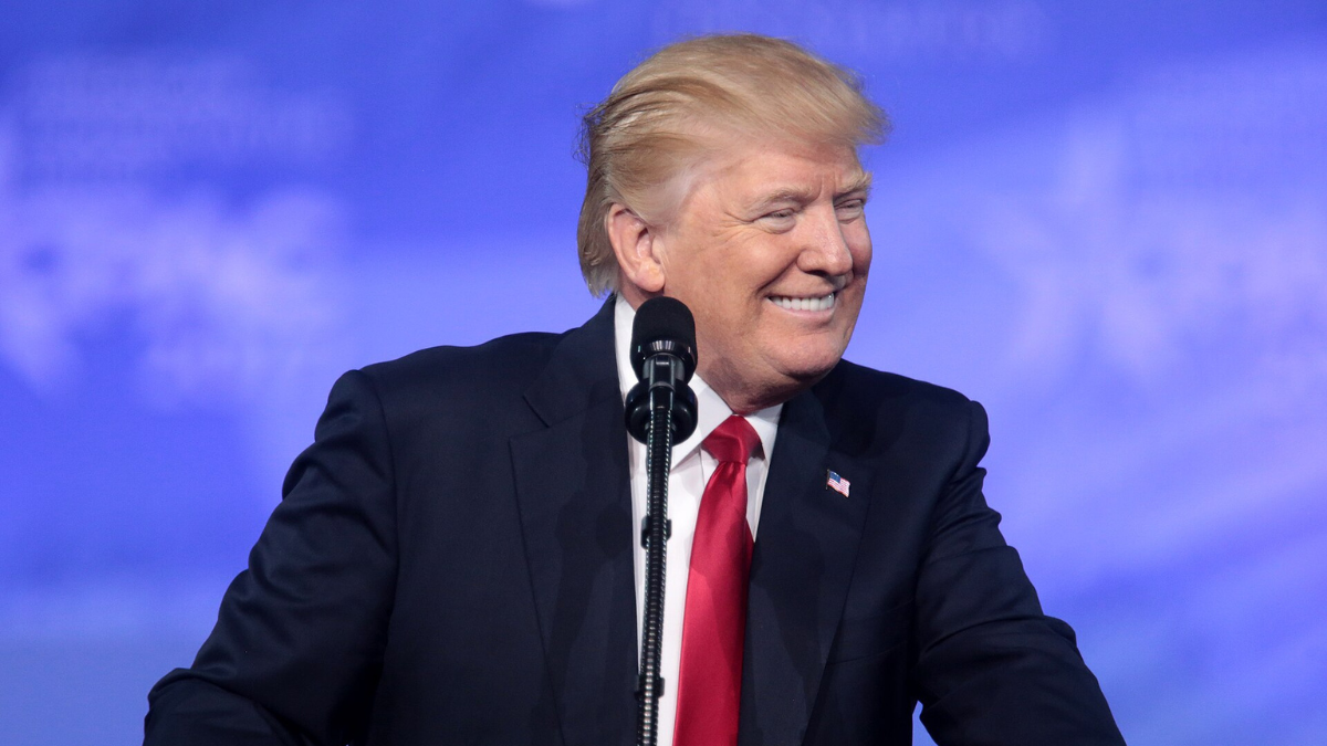 ‘He Just Can’t Help Himself’: Trump Takes the Stage Bragging About Who Visits Him at the White House — Then Says the One Thing He Was Warned Not to