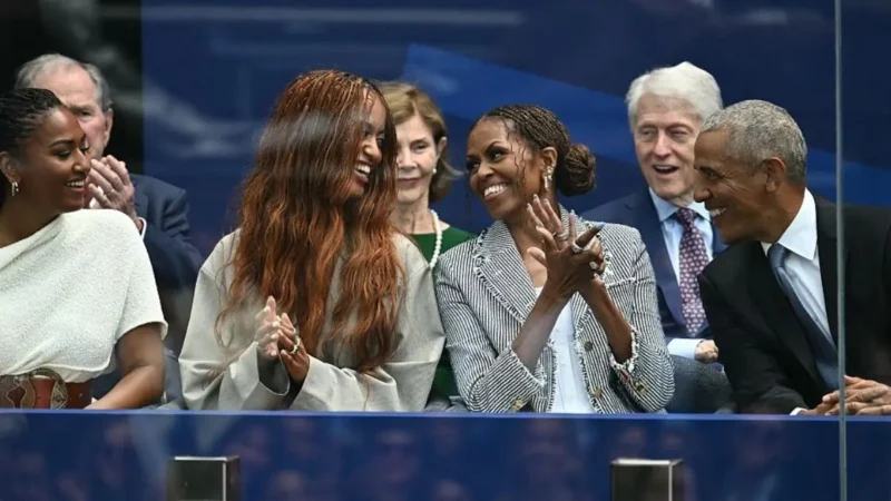 ‘I Could Cry’: Michelle Obama Finally Gets the Mother-Daughter Moment With Malia and Sasha She Couldn’t Have In the White House