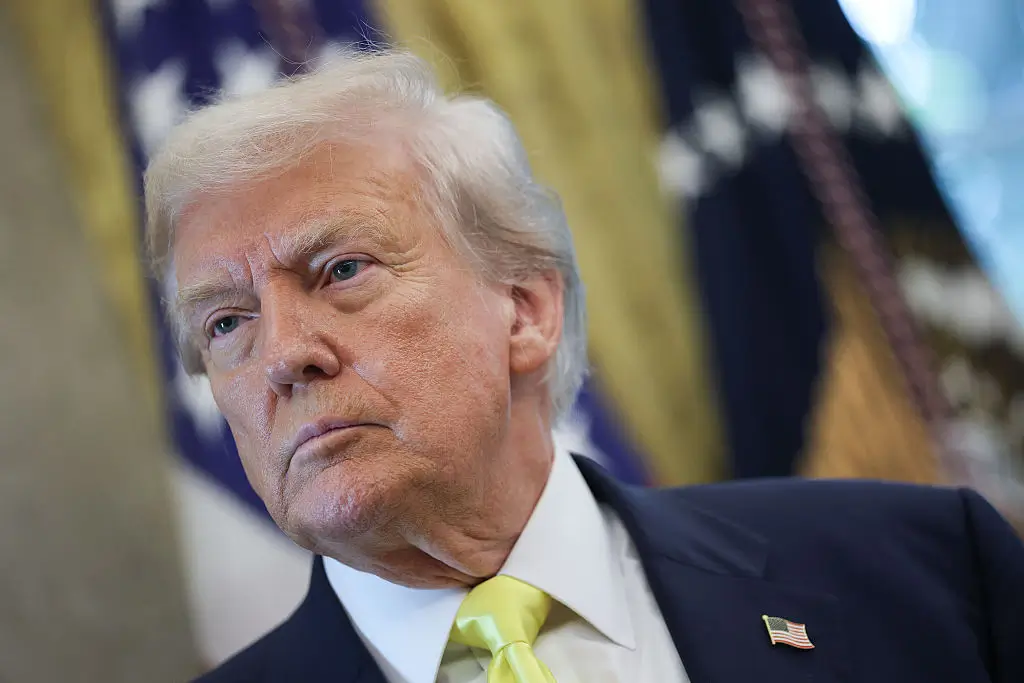‘Yeah, OK’: Trump Claims He Can End Iran War Whenever He Wants, Then Admits He’s Choosing Not to as Leaked Photos Could Make Him Eat His Words