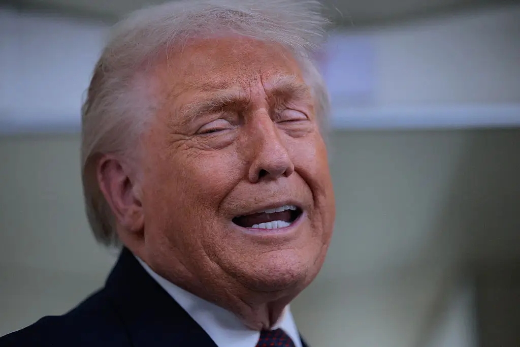 ‘Priceless’: Canadian Allies Drop a Savage Video After Trump Renames Lake Ontario — His Chilling Attempt to Hit Back Backfires Once Fans Look Closer