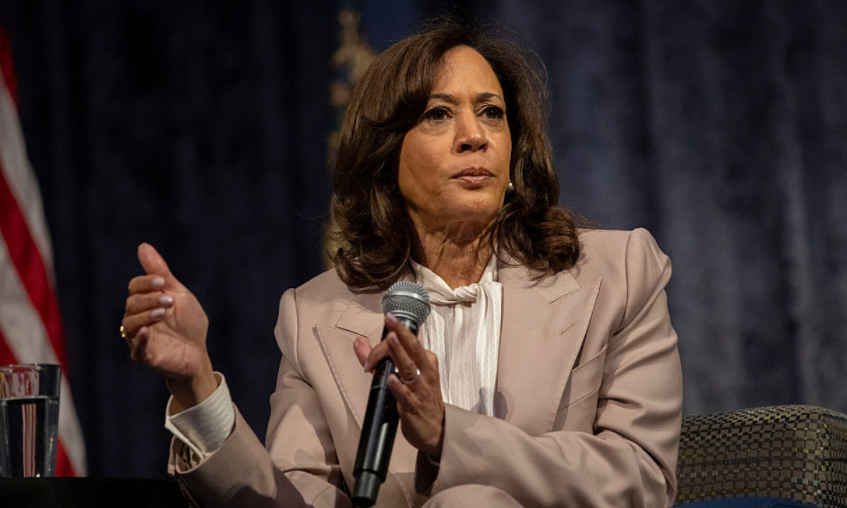 Kamala Harris keeps 2028 on the table while campaigning for Democrats in the midterms
