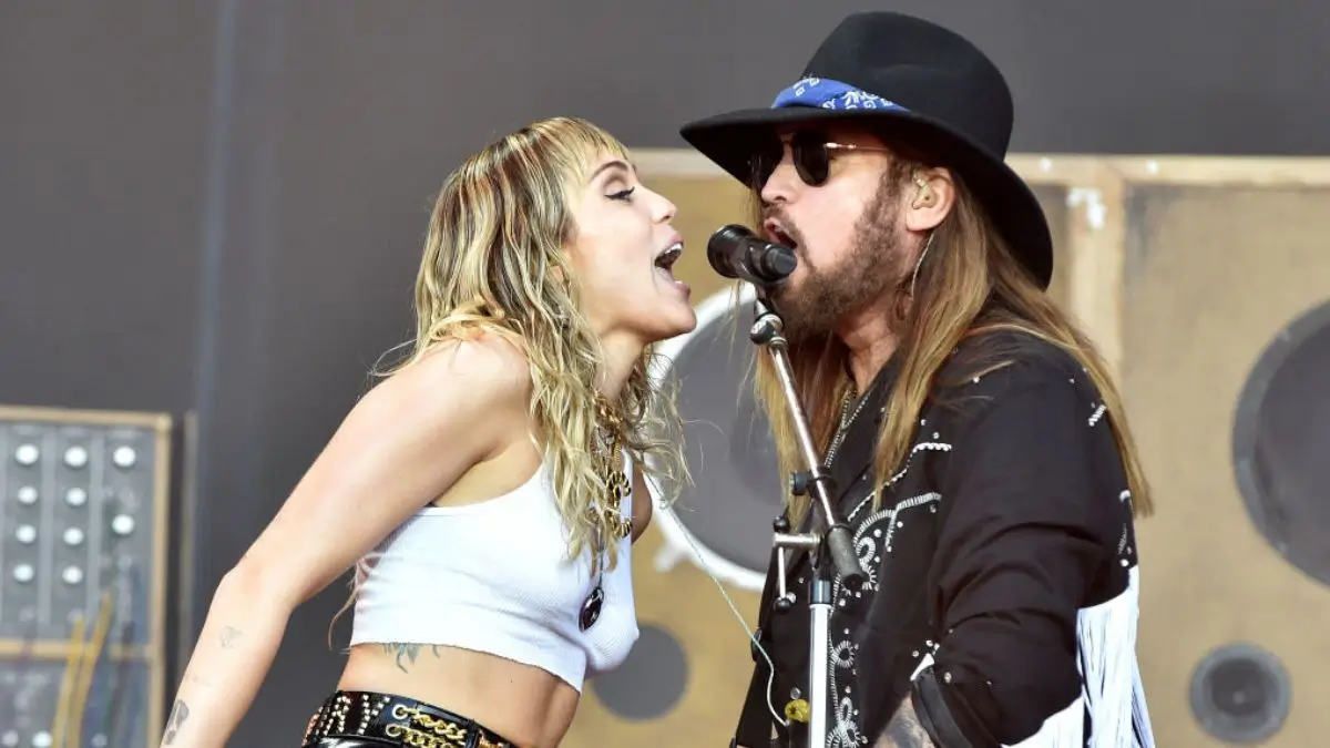 Billy Ray Cyrus Moves Quickly to Shut Down Rumors After Miley Cyrus Drops Her Last Name